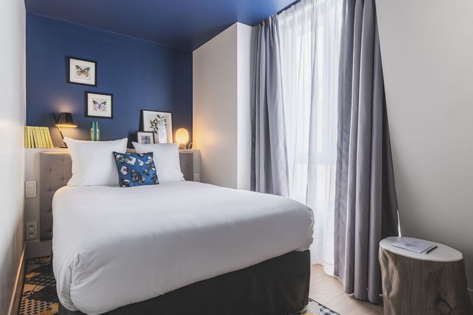 Imagen de la habitación del Hotel Le Belleval, Arco del Triunfo-El&iacute;seo. Foto 11