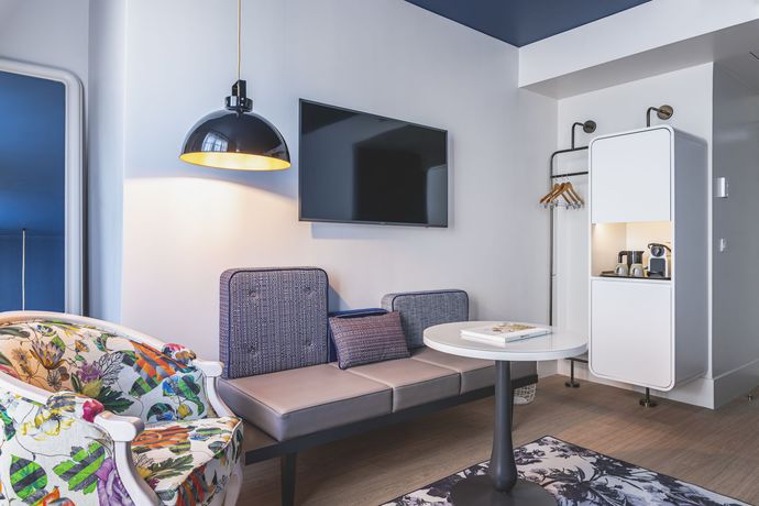 Imagen de la habitación del Hotel Le Belleval, Arco del Triunfo-El&iacute;seo. Foto 14