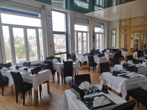Imagen general del Hotel Le Bellevue, CHATEL GUYON. Foto 2