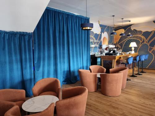 Imagen general del Hotel Le Bellevue, CHATEL GUYON. Foto 4
