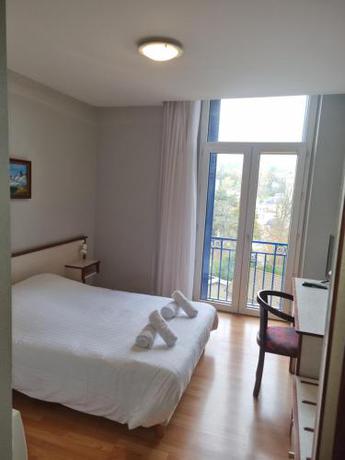 Imagen general del Hotel Le Bellevue, CHATEL GUYON. Foto 9
