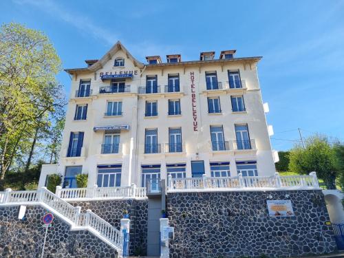 Imagen general del Hotel Le Bellevue, CHATEL GUYON. Foto 10