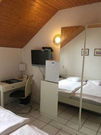 Imagen de la habitación del Hotel Le Belmont. Foto 5