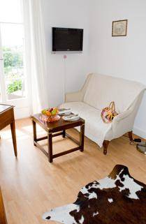 Imagen de la habitación del Hotel Le Belmont. Foto 7