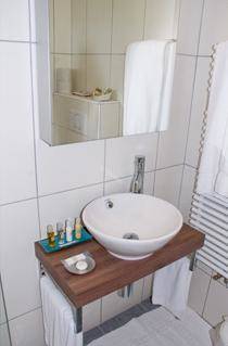 Imagen de la habitación del Hotel Le Belmont. Foto 11