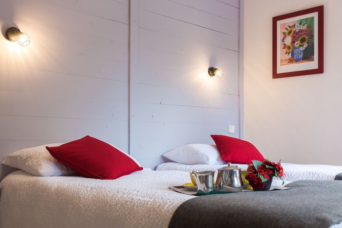 Imagen de la habitación del Hotel Le Belv&eacute;d&egrave;re, Brides les Bains. Foto 3