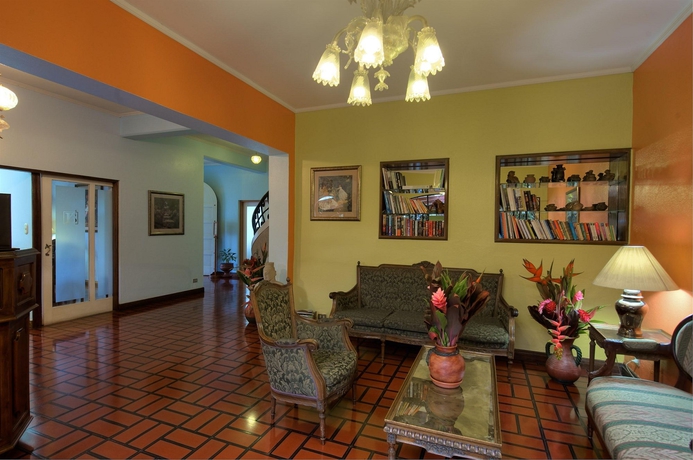 Imagen de los interiores del Hotel Le Bergerac. Foto 5