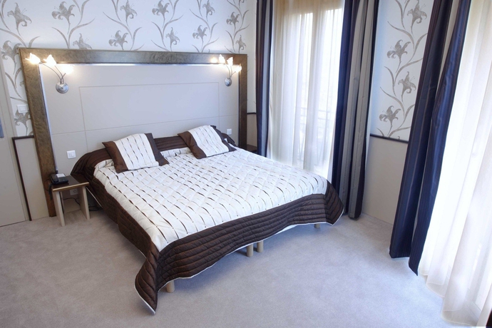 Imagen de la habitación del Hotel Le Berry. Foto 9