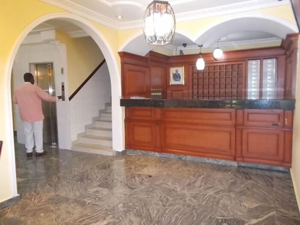 Imagen de los interiores del Hotel Le Best. Foto 19