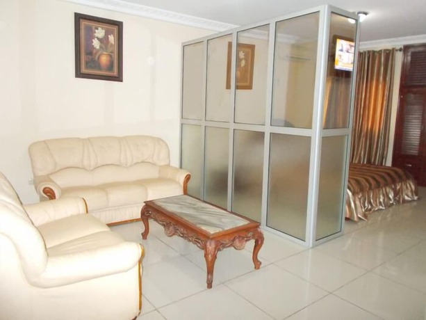 Imagen de la habitación del Hotel Le Best. Foto 9