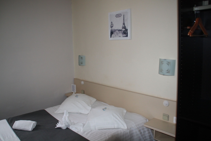 Imagen de la habitación del Hotel Le Biarritz - Vichy. Foto 10