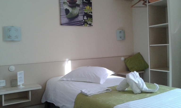 Imagen de la habitación del Hotel Le Biarritz - Vichy. Foto 13