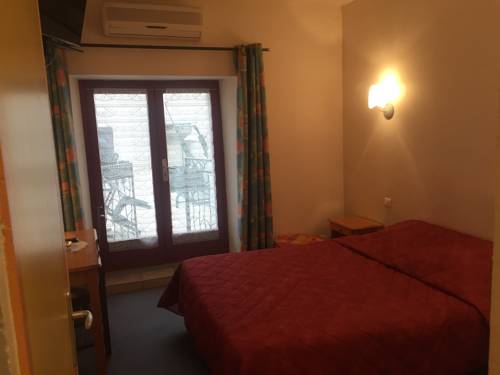 Imagen de la habitación del Hotel Le Bilboquet. Foto 6