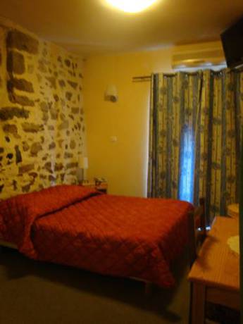 Imagen de la habitación del Hotel Le Bilboquet. Foto 13