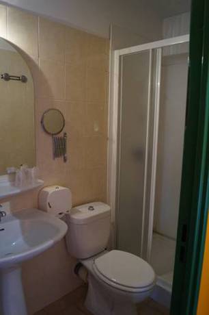 Imagen de la habitación del Hotel Le Bistrot D'orange. Foto 3