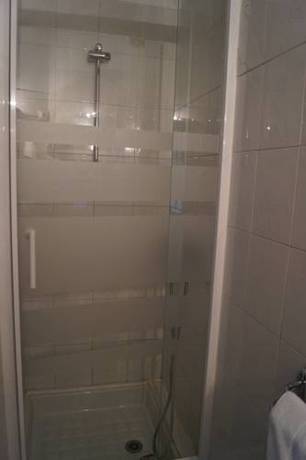 Imagen de la habitación del Hotel Le Bistrot D'orange. Foto 6