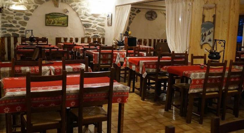 Imagen del bar/restaurante del Hotel Le Blanchon. Foto 5
