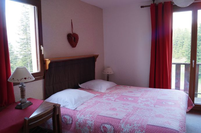 Imagen de la habitación del Hotel Le Blanchon. Foto 14