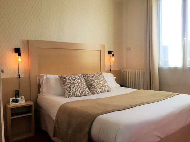 Imagen de la habitación del Hotel Le Boeuf Couronn&eacute;. Foto 2