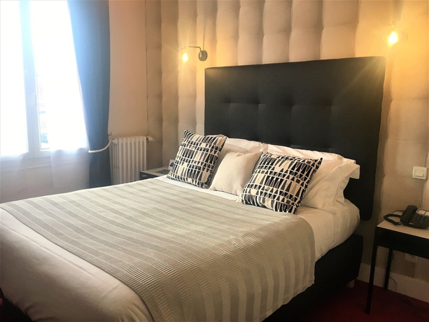 Imagen de la habitación del Hotel Le Boeuf Couronn&eacute;. Foto 3