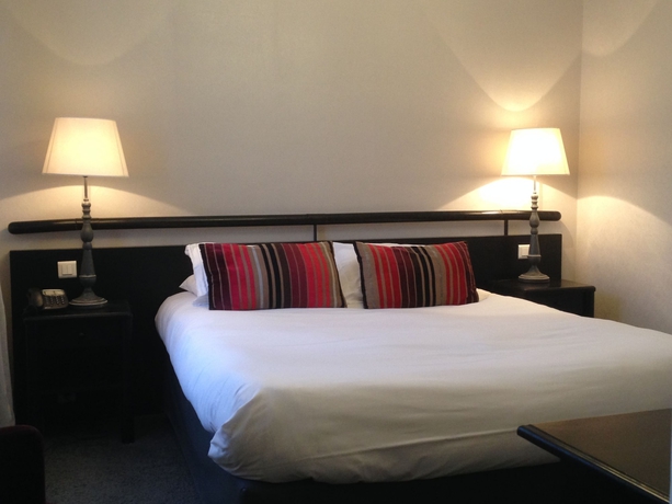 Imagen de la habitación del Hotel Le Boeuf Couronn&eacute;. Foto 9