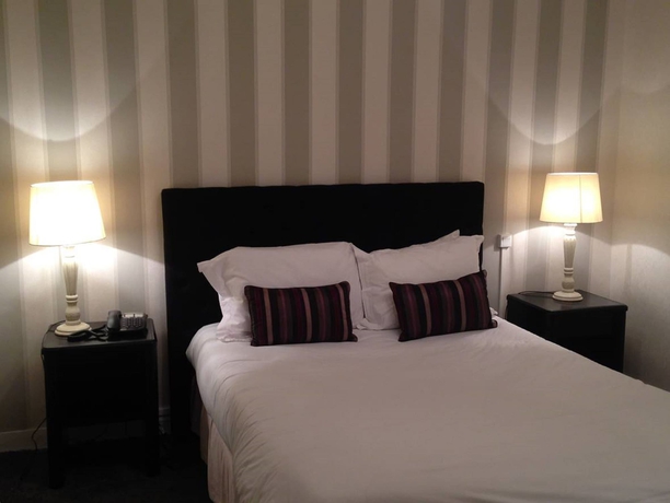 Imagen de la habitación del Hotel Le Boeuf Couronn&eacute;. Foto 12