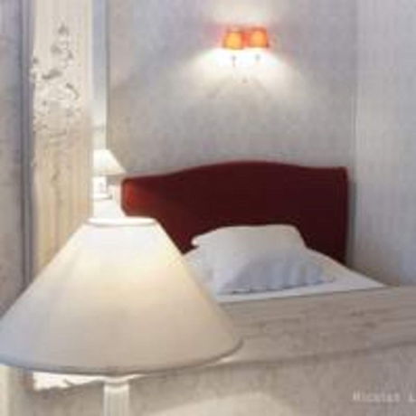 Imagen de la habitación del Hotel Le Boeuf Couronn&eacute;. Foto 13