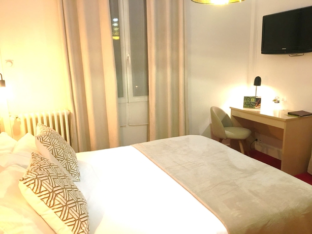 Imagen de la habitación del Hotel Le Boeuf Couronn&eacute;. Foto 14