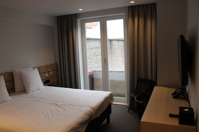 Imagen de la habitación del Hotel Le Bois De Bruges. Foto 15