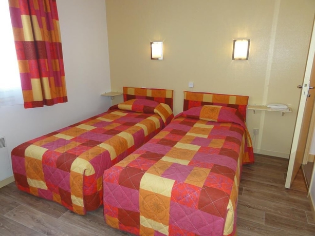 Imagen de la habitación del Hotel Le Boischaut. Foto 15