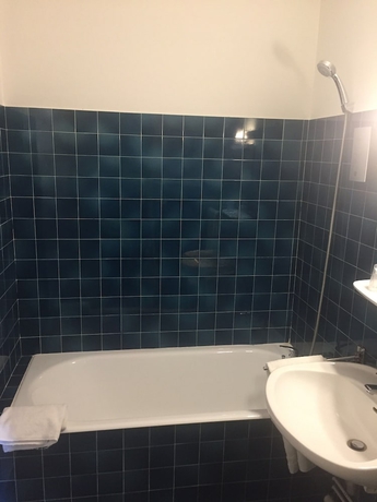 Imagen de la habitación del Hotel Le Boischaut. Foto 19