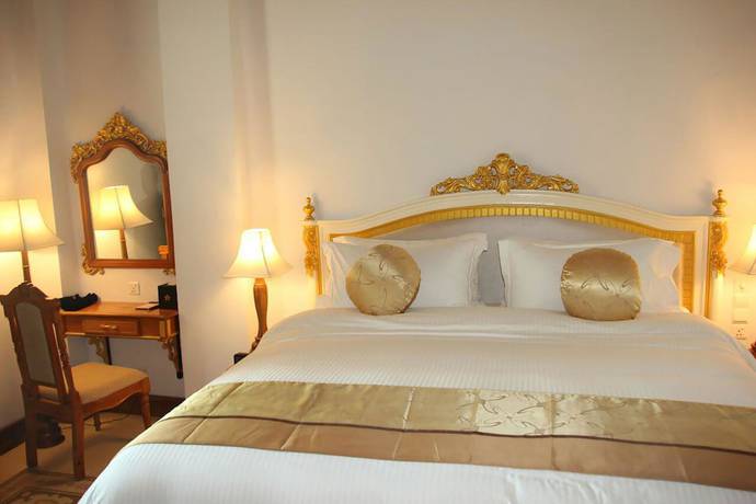 Imagen de la habitación del Hotel Le Bokor Palace. Foto 14