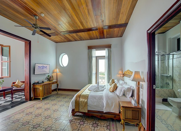 Imagen de la habitación del Hotel Le Bokor Palace. Foto 18