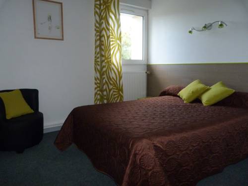 Imagen de la habitación del Hotel Le Bon Repos. Foto 3