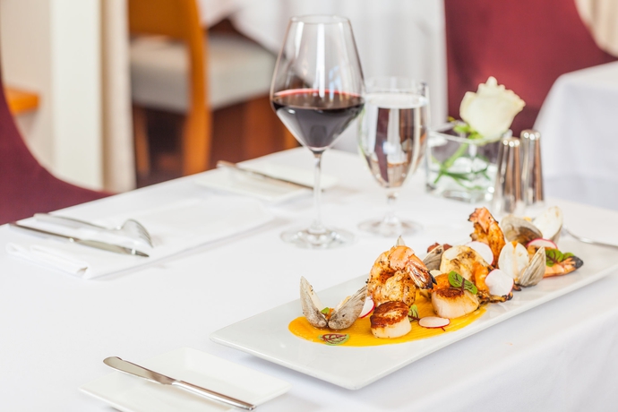 Imagen del bar/restaurante del Hotel Le Bonne Entente. Foto 8