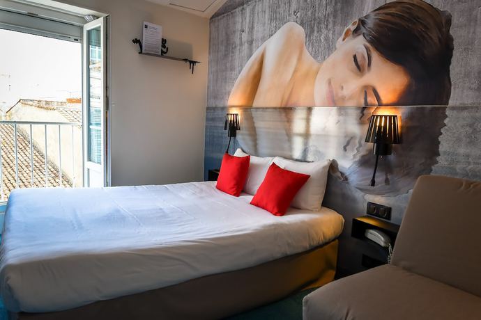 Imagen de la habitación del Hotel Le Bord'O Vieux Port. Foto 6