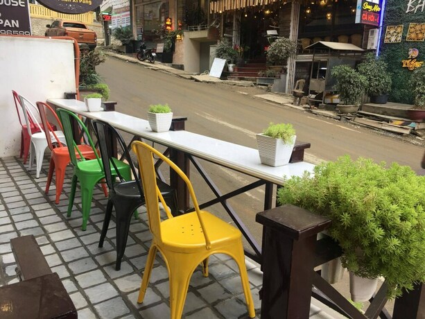 Imagen del bar/restaurante del Hotel Le Bordeaux Sapa. Foto 23