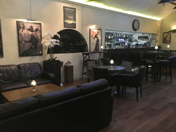 Imagen del bar/restaurante del Hotel Le Bouchon Brasserie and. Foto 2