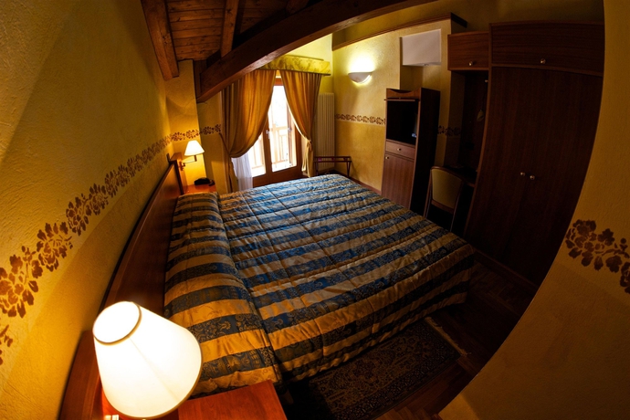 Imagen de la habitación del Hotel Le Bouquet. Foto 12