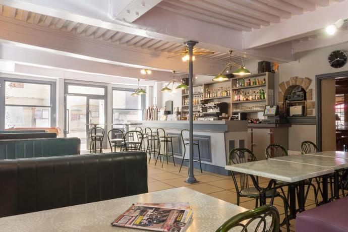 Imagen del bar/restaurante del Hotel Le Bourgogne, Cuiseaux. Foto 3