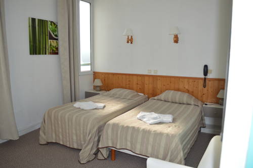 Imagen de la habitación del Hotel Le Bretagne. Foto 11