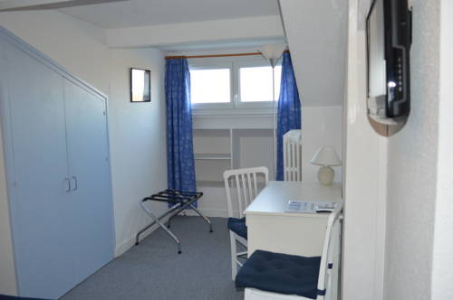 Imagen de la habitación del Hotel Le Bretagne. Foto 15