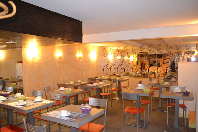 Imagen del bar/restaurante del Hotel Le Bretagne. Foto 1