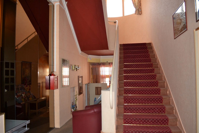 Imagen de los interiores del Hotel Le Bretagne, Saint Nazaire. Foto 12
