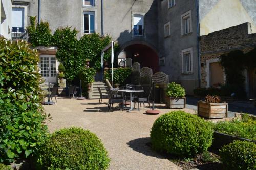 Imagen de la habitación del Hotel Le Bretagne, Sille-le-Guillaume. Foto 8