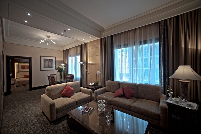 Imagen de los interiores del Hotel Le Bristol. Foto 15