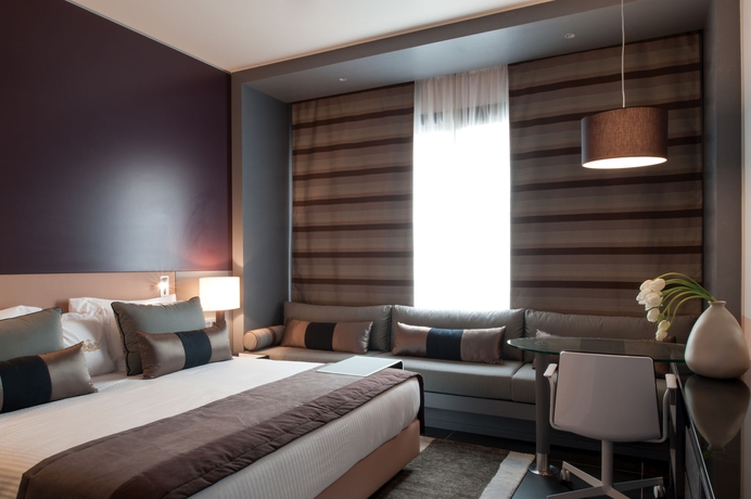 Imagen de la habitación del Hotel Le Bristol. Foto 11