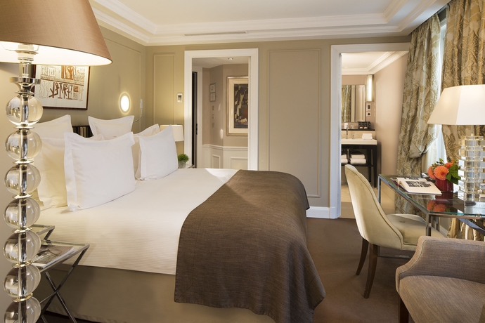 Imagen de la habitación del Hotel Le Burgundy. Foto 6