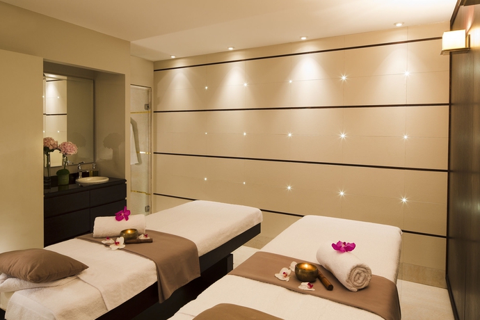 Imagen de los interiores del Hotel Le Burgundy. Foto 8