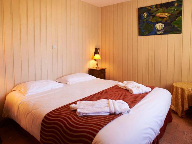 Imagen de la habitación del Hotel Le Bussy. Foto 5
